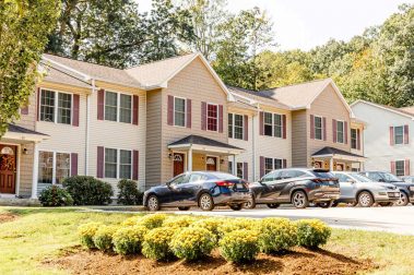 Stoneyview Way offers open-concept townhomes built by Socha Companies. Residents enjoy community amenities such as landscaping, 24-hour emergency maintenance, snow, and trash removal. The Stoneyview Way townhouses are conveniently located in Manchester near a popular country club along the Merrimack River.